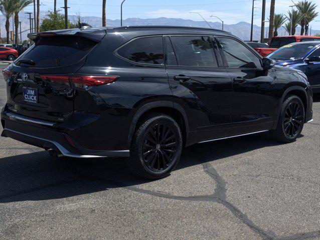 used 2023 Toyota Highlander car, priced at $44,999