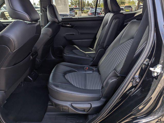 used 2023 Toyota Highlander car, priced at $44,999