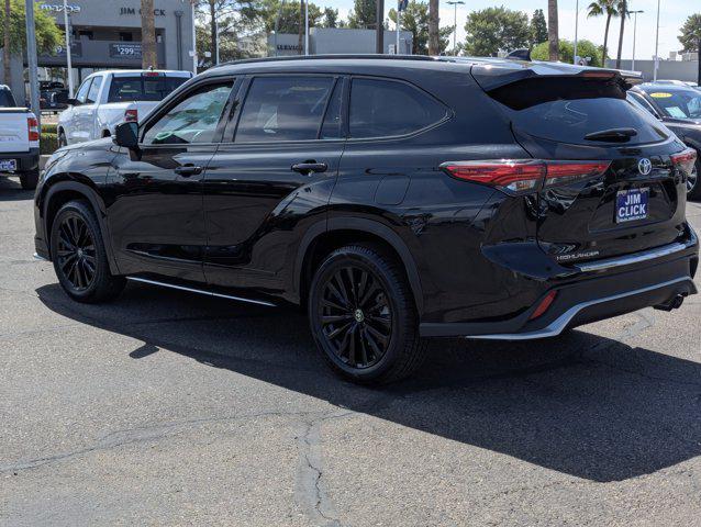 used 2023 Toyota Highlander car, priced at $44,999