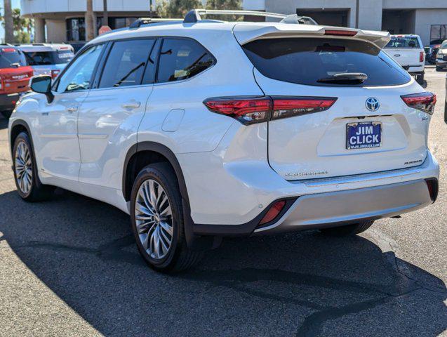 used 2020 Toyota Highlander Hybrid car, priced at $38,989