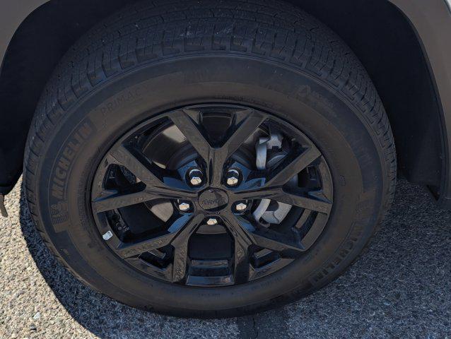 used 2024 Jeep Grand Cherokee car, priced at $33,499