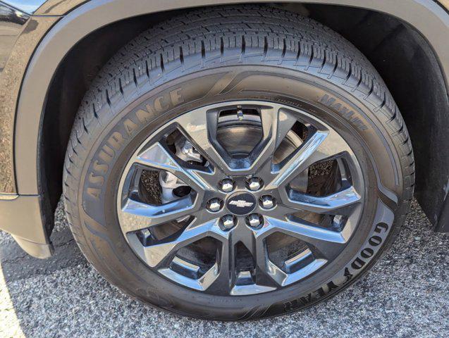 used 2021 Chevrolet Traverse car, priced at $27,498