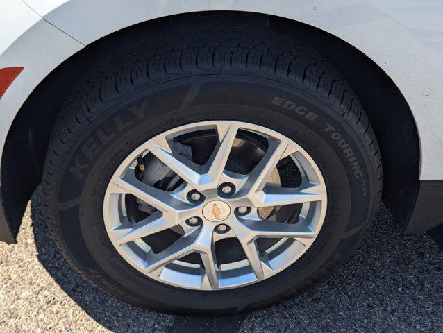 used 2024 Chevrolet Equinox car, priced at $26,999