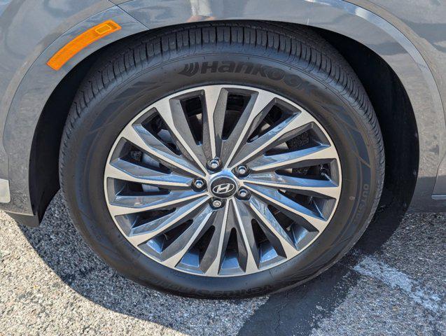 used 2024 Hyundai Palisade car, priced at $46,999