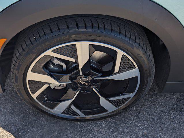 used 2025 MINI Hardtop car, priced at $30,999
