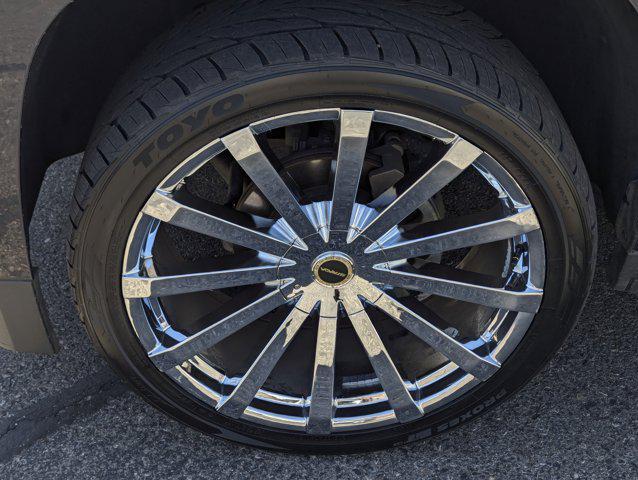 used 2019 Chevrolet Suburban car, priced at $27,999