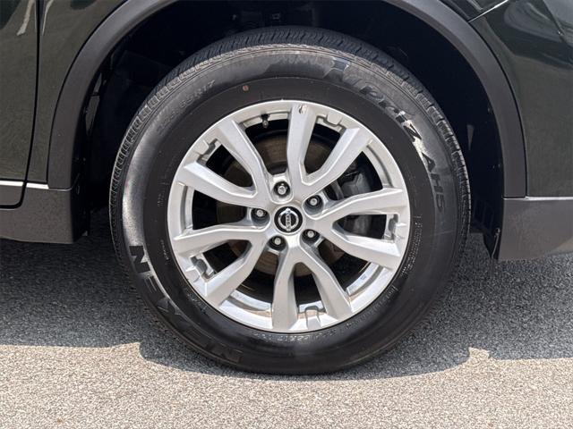 used 2018 Nissan Rogue car, priced at $13,887