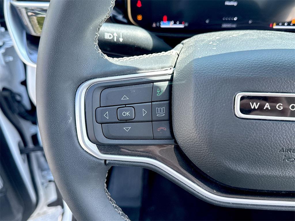 used 2022 Jeep Wagoneer car, priced at $40,789