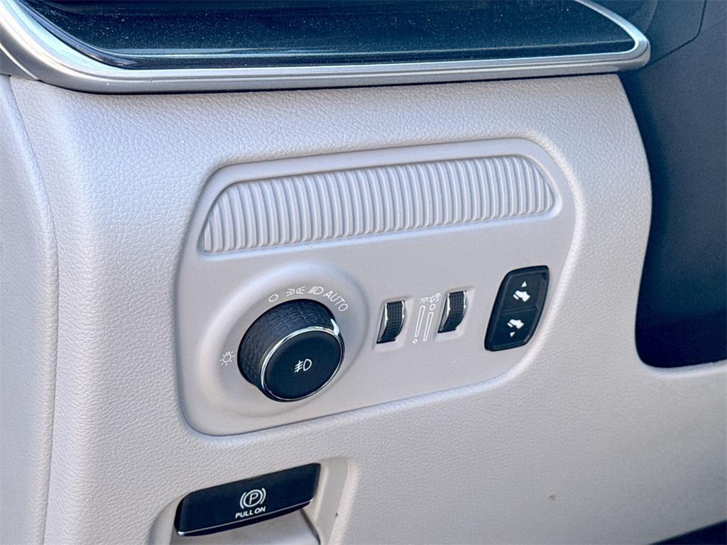 used 2022 Jeep Wagoneer car, priced at $40,789