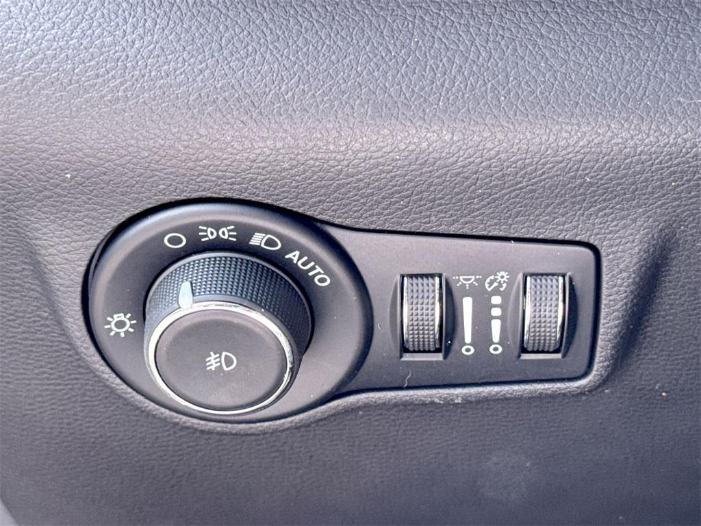 used 2022 Jeep Compass car, priced at $23,689
