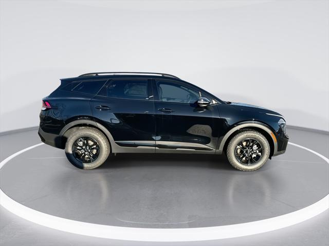 new 2025 Kia Sportage car, priced at $35,570