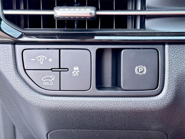 new 2026 Kia Sportage car, priced at $38,572