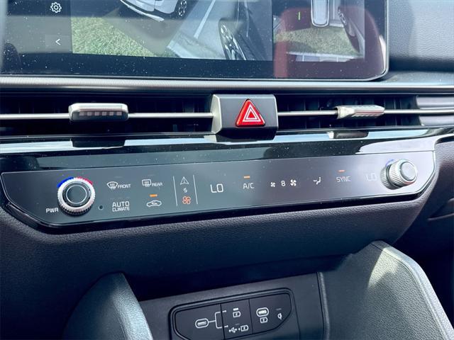 new 2026 Kia Sportage car, priced at $38,572