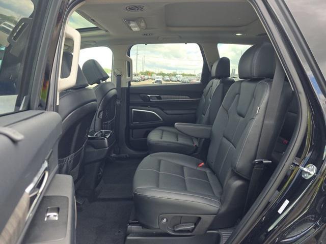 used 2024 Kia Telluride car, priced at $41,471