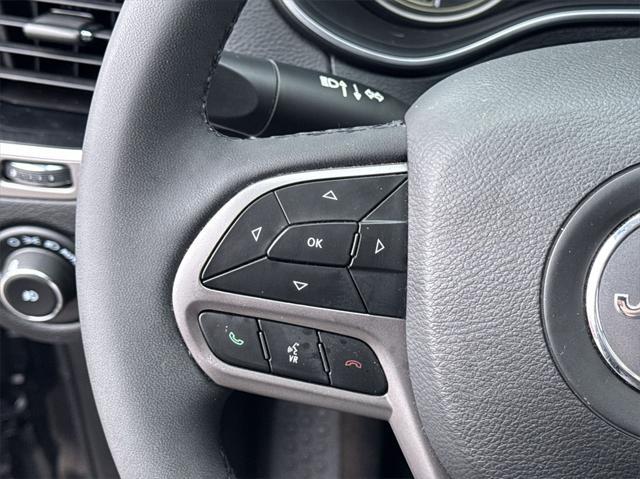 used 2022 Jeep Cherokee car, priced at $25,974