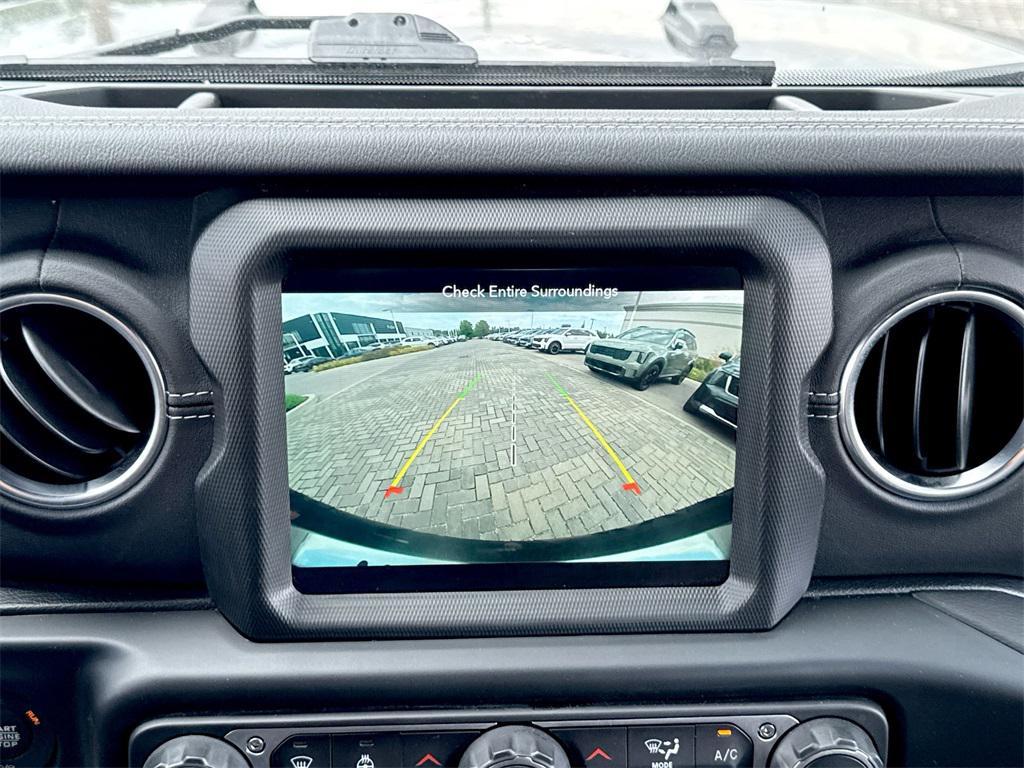 used 2022 Jeep Wrangler Unlimited car, priced at $33,484