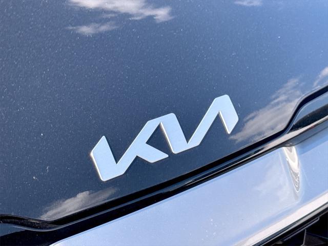 new 2025 Kia Sportage Hybrid car, priced at $33,773