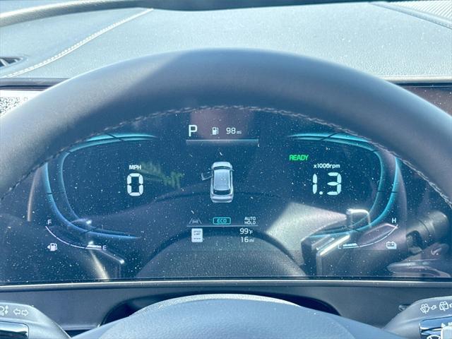 new 2025 Kia Sportage Hybrid car, priced at $33,773