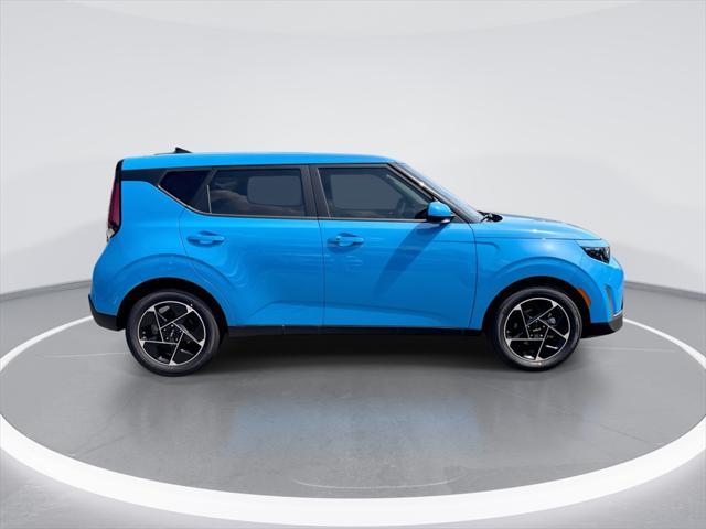 new 2025 Kia Soul car, priced at $25,042