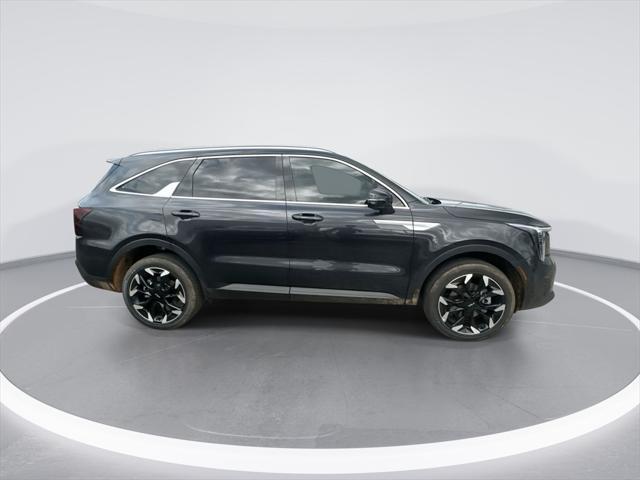 new 2025 Kia Sorento car, priced at $38,737