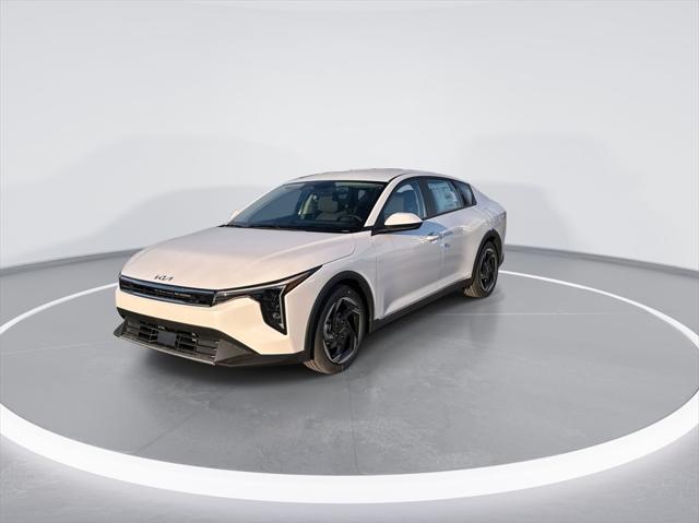 new 2025 Kia K4 car, priced at $23,032