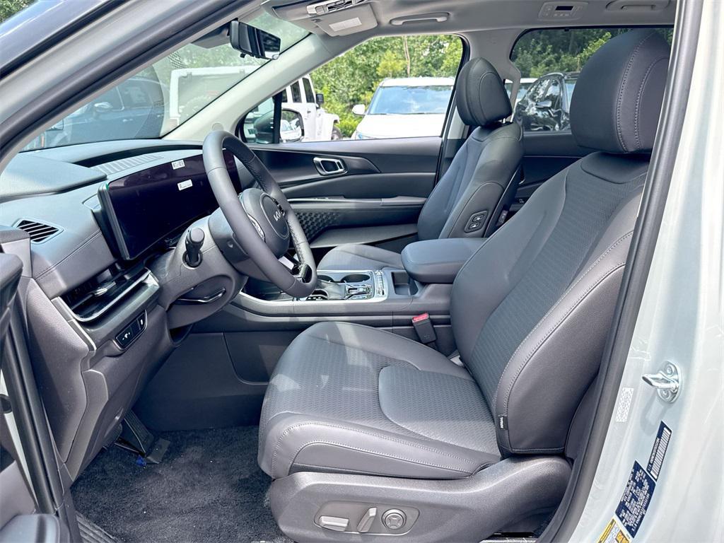 new 2026 Kia Carnival car, priced at $46,849