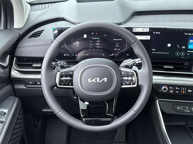 new 2026 Kia Carnival Hybrid car, priced at $53,612