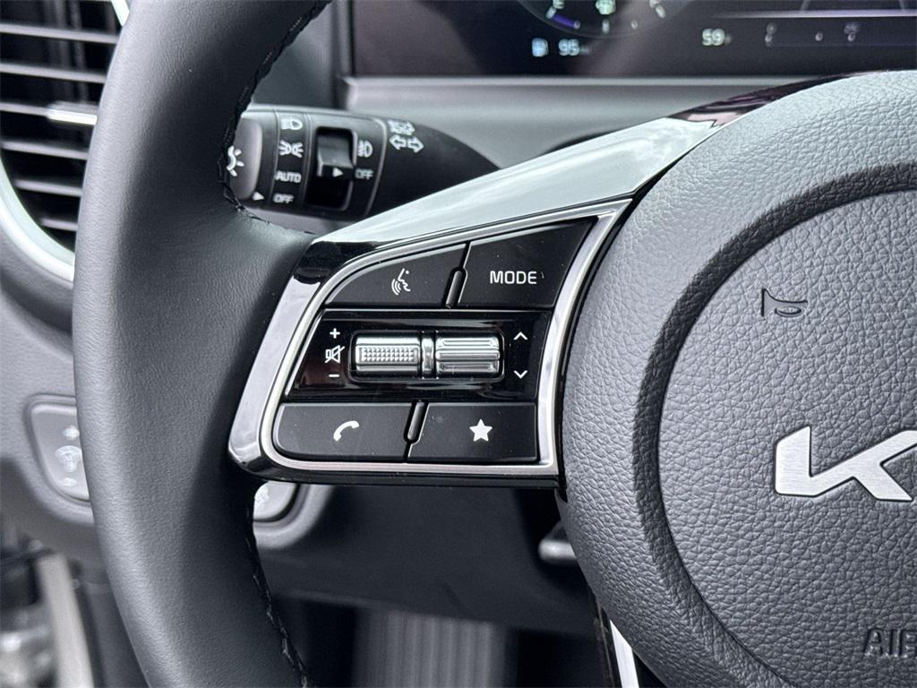 new 2025 Kia Seltos car, priced at $27,244