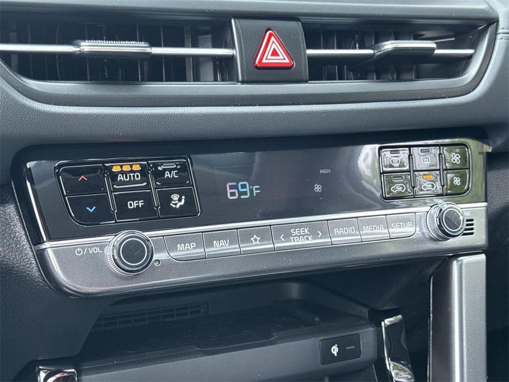 new 2025 Kia Seltos car, priced at $27,244