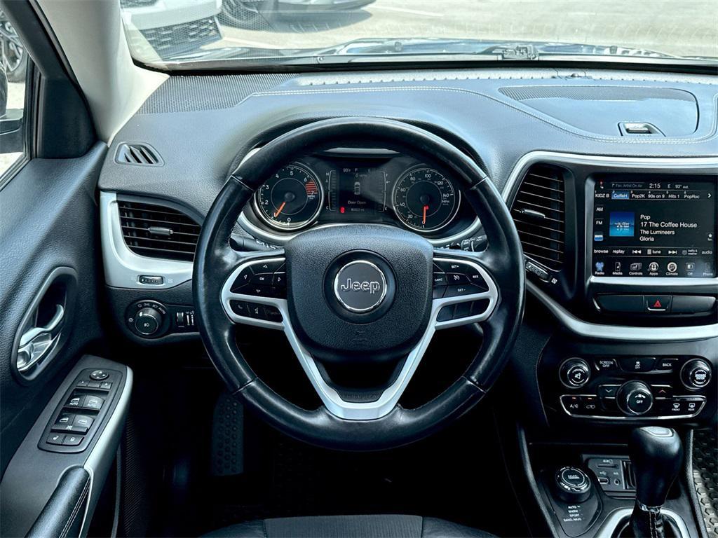 used 2018 Jeep Cherokee car, priced at $13,110