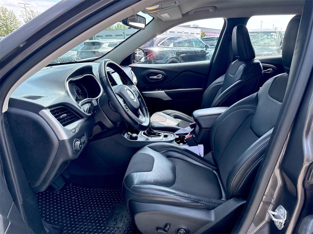 used 2018 Jeep Cherokee car, priced at $13,110
