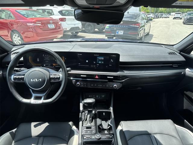 new 2025 Kia K5 car, priced at $30,053