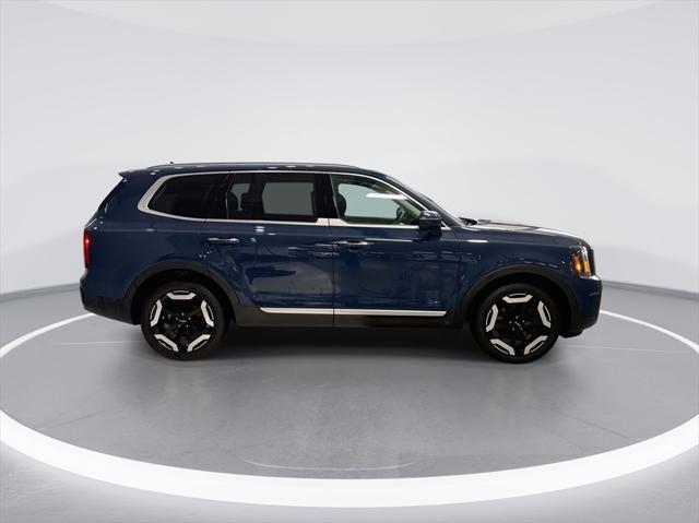 used 2024 Kia Telluride car, priced at $36,675