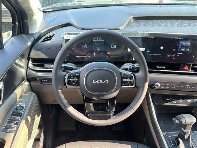 new 2025 Kia Carnival car, priced at $39,475