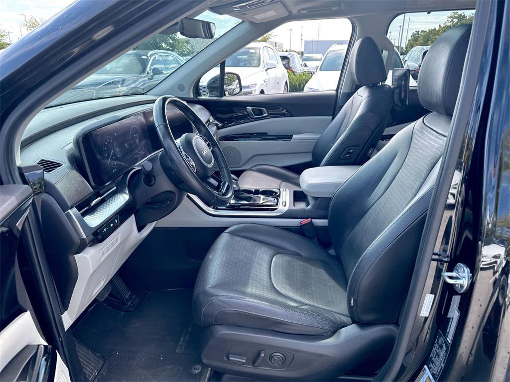 used 2022 Kia Carnival car, priced at $30,884