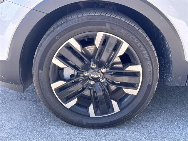 used 2024 Kia Telluride car, priced at $45,562