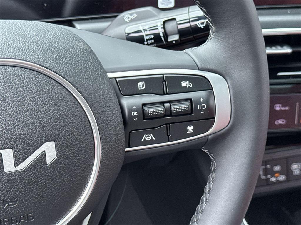 new 2025 Kia K5 car, priced at $31,344