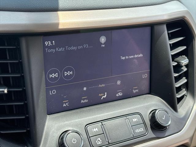 used 2022 GMC Acadia car, priced at $31,114