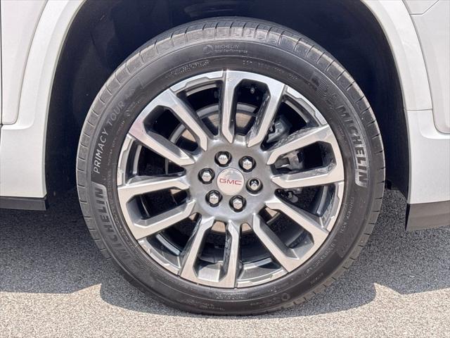 used 2022 GMC Acadia car, priced at $31,114