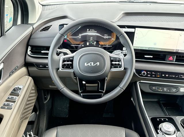 new 2025 Kia Carnival Hybrid car, priced at $44,234