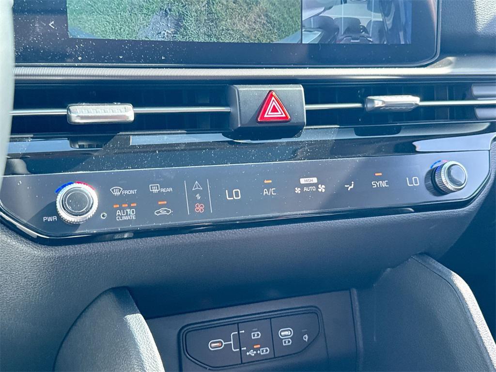 new 2026 Kia Sportage car, priced at $40,160