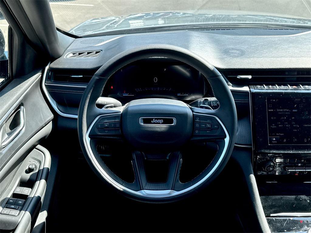 used 2024 Jeep Grand Cherokee L car, priced at $30,985