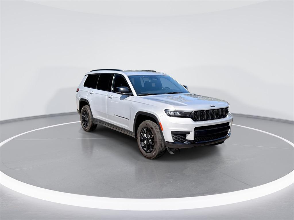 used 2024 Jeep Grand Cherokee L car, priced at $30,985