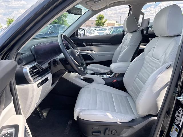used 2023 Kia Telluride car, priced at $42,560