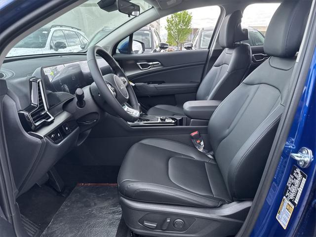 new 2025 Kia Sportage car, priced at $29,310