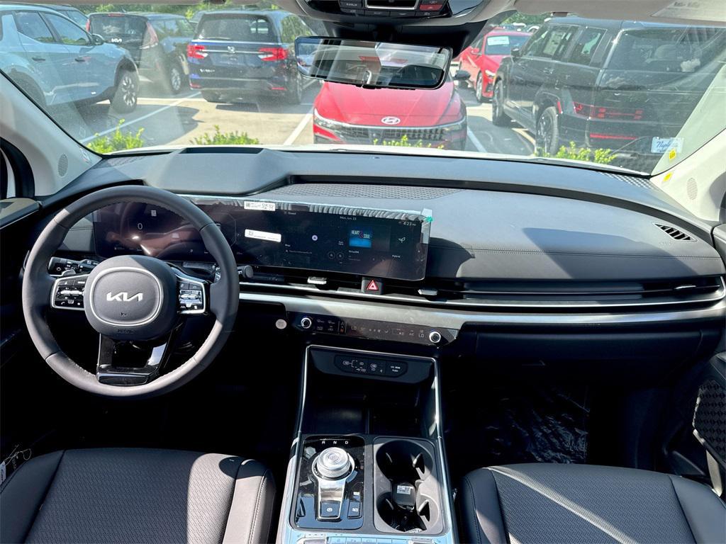 new 2025 Kia Carnival Hybrid car, priced at $51,789