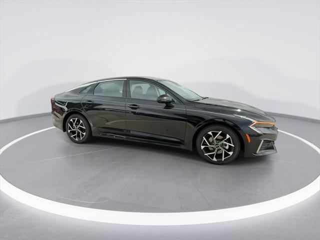 used 2025 Kia K5 car, priced at $31,144