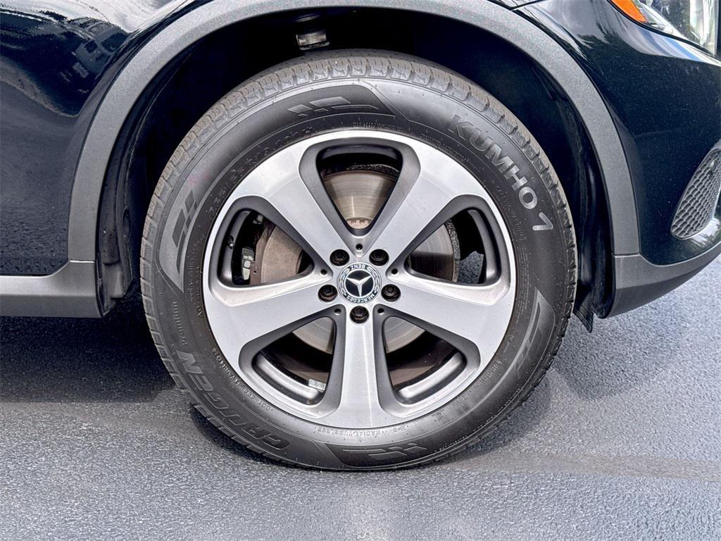 used 2019 Mercedes-Benz GLC 300 car, priced at $19,554