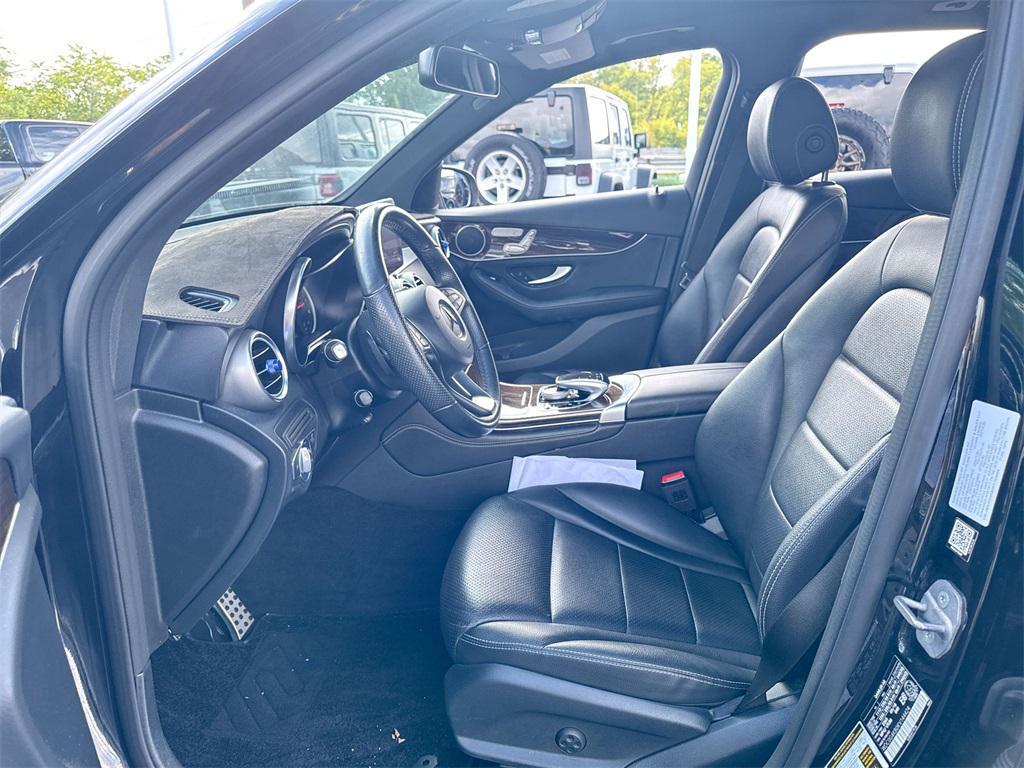 used 2019 Mercedes-Benz GLC 300 car, priced at $19,554
