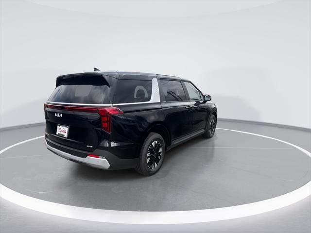new 2025 Kia Carnival Hybrid car, priced at $41,100